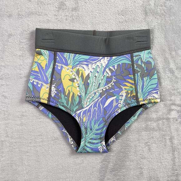 Patagonia R1 Lite Yulex Surf Shorts Size 6 NWT Floral Beachy Summer Athletic - Picture 2 of 13
